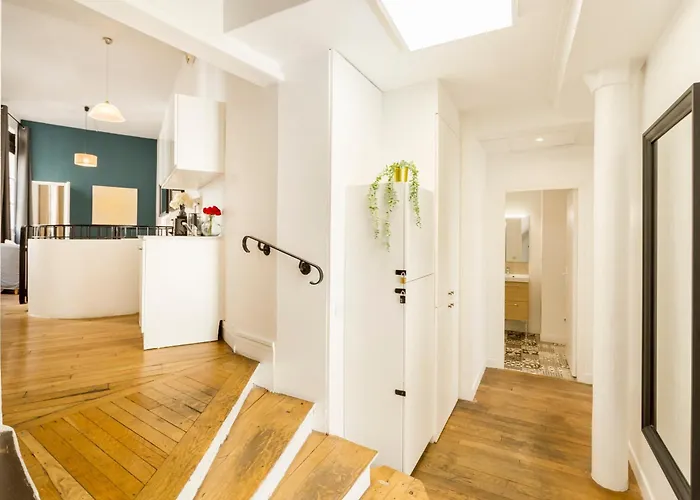 Cozy Apartment - Louvre - Clery